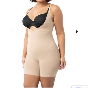 Maidenform Open Bust Body Shaper - 2XL